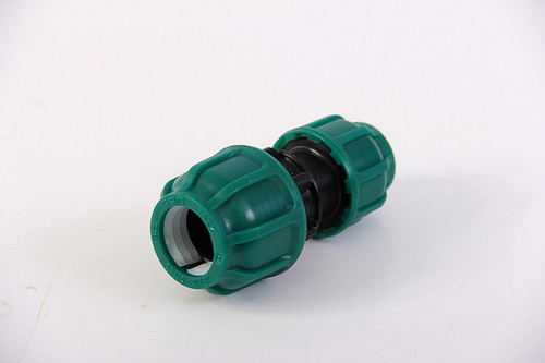 Муфта ПНД ПЭ переходная 25х20 (20/240)