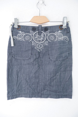 Юбка Etam с вышивкой 44/46 размер