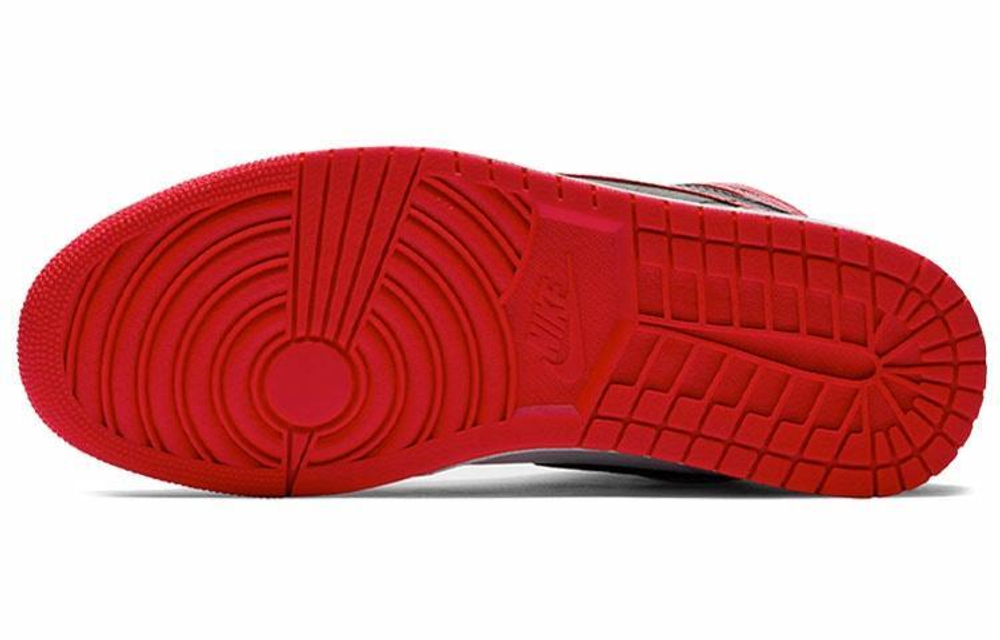 Кроссовки Jordan Air Jordan 1 Homage To Home Chicago