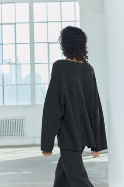 ZARA ОДНОТОННЫЙ СВИТЕР С КАРМАНОМ, ТЕМНО-СЕРЫЙ