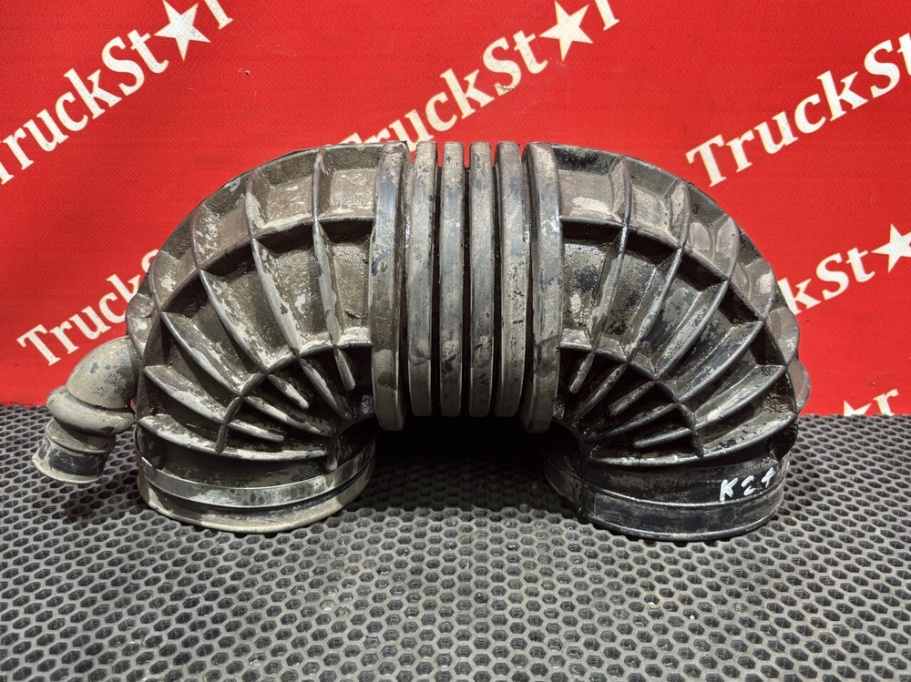 Патрубок воздушного фильтра