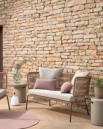 Двухместный диван Nadin из бежевого шнура с оцинкованной сталью La Forma Испания