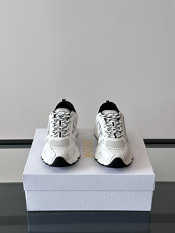 Christian Dior Chrono Sneaker