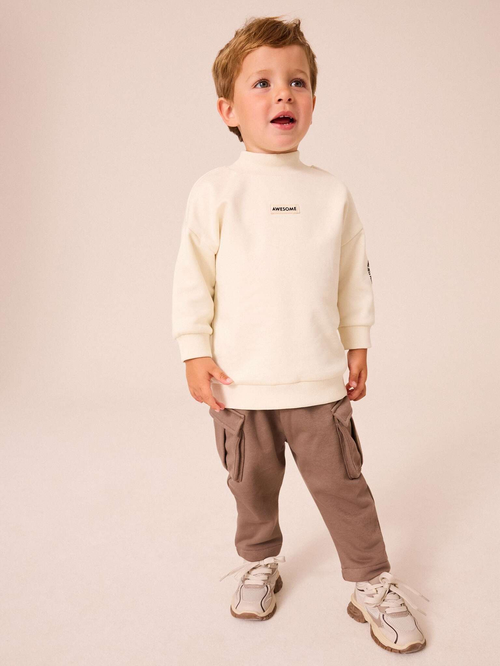 Толстовка и брюки карго в комплекте для мальчика Next B67-721, Молочный, Коричневый