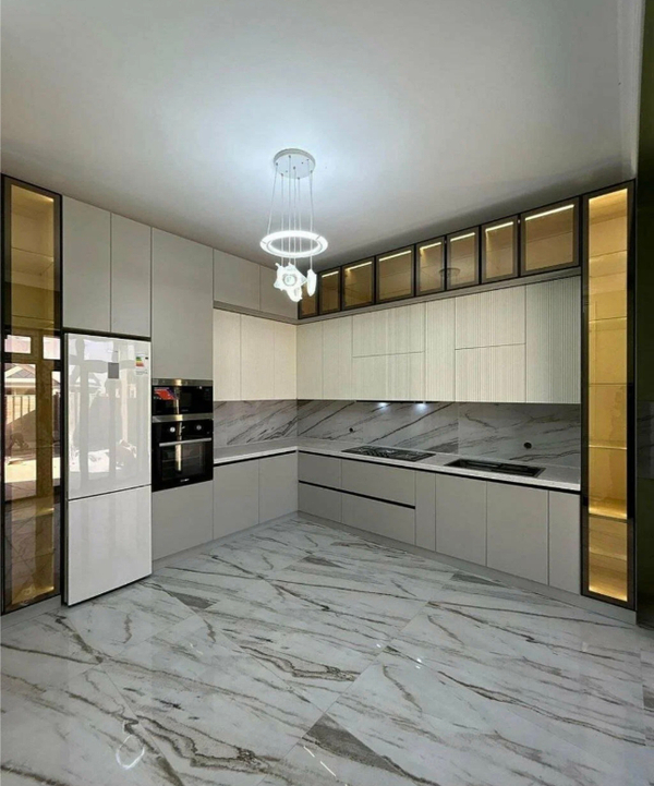 Примеры современных кухонь в дизайне из интернета