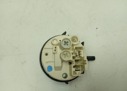 ITWA51051G кт131 Датчик уровня воды для стиральной машины с вертикальной загрузкой Indesit 461971402451 б/у