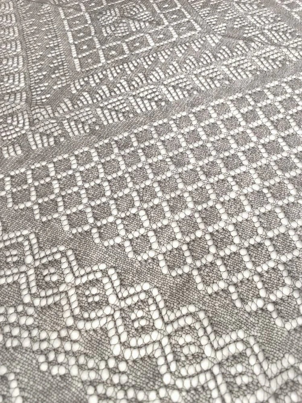 Оренбургский пуховый платок-паутинка А120-03 серый