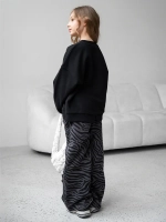 Спортивный костюм для девочки в школу