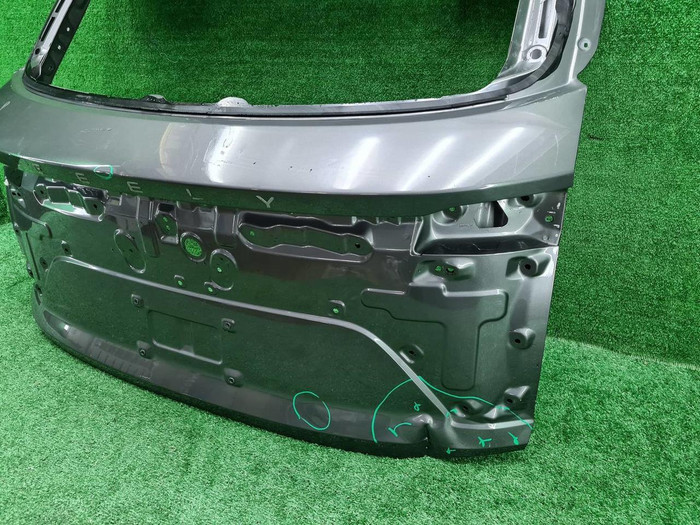 Крышка багажника Geely Coolray (2023-н.в.)