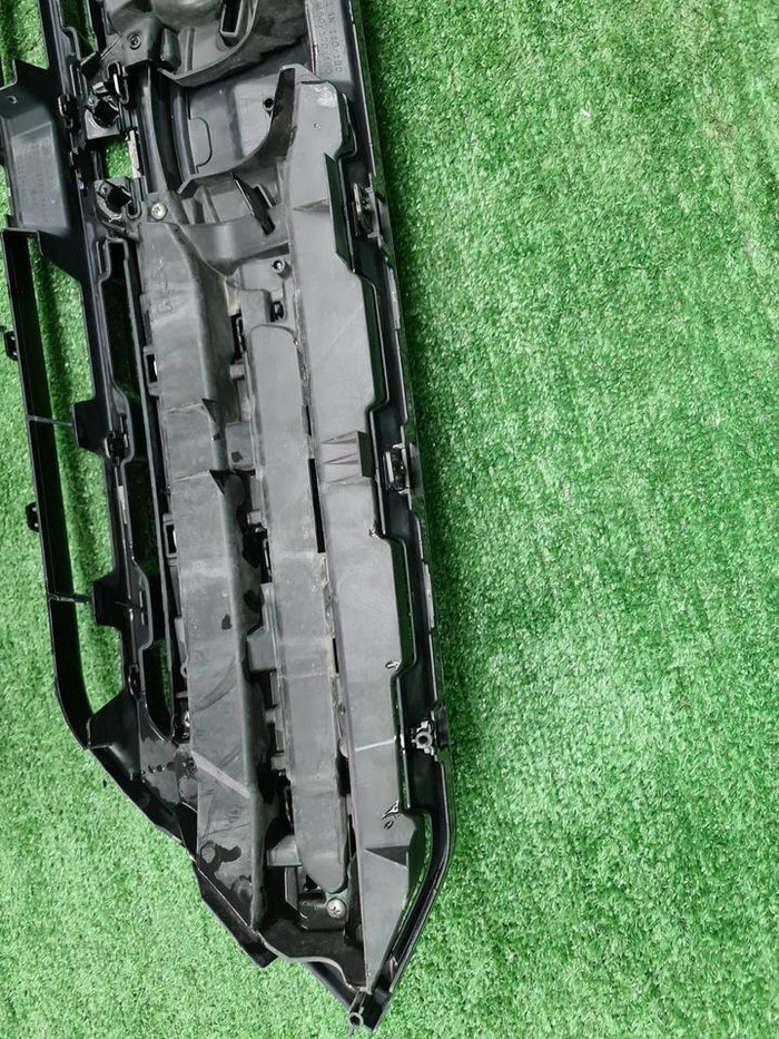 Решетка радиатора Subaru Outback 6 (2019-2022)