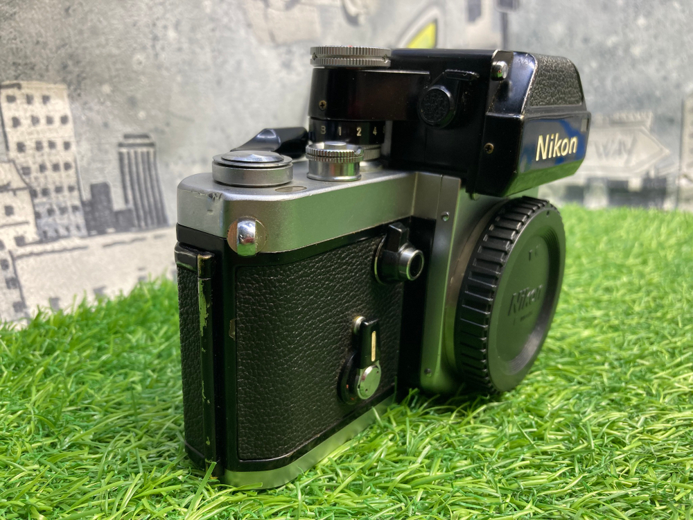Nikon F2