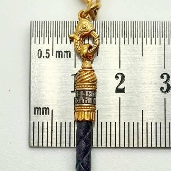 90012 Кожаный шнурок, плетеный вручную с винтовым замком