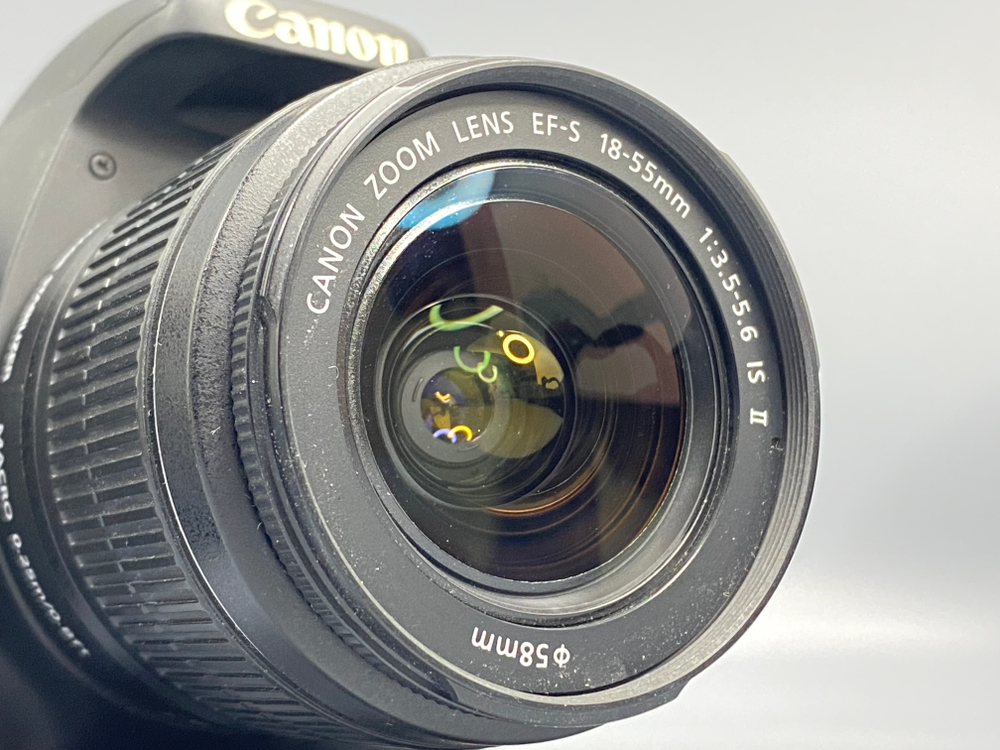 Canon 600D kit 18-55mm IS II 30.000 кадров