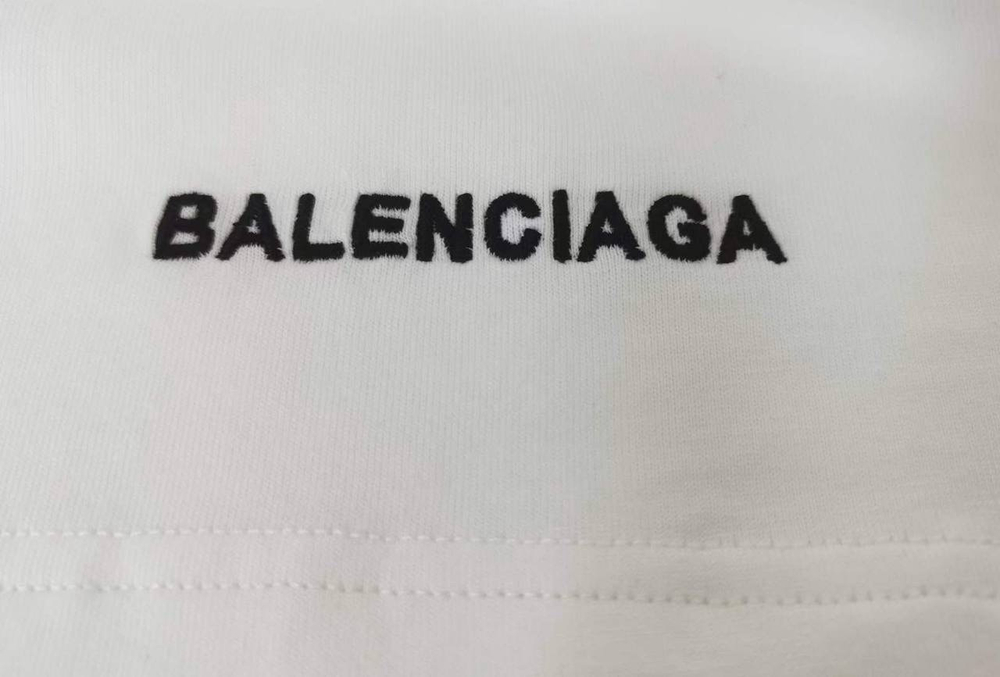 Лонгслив Balenciaga