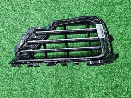 Решетка перед бампера VW Touareg 2 NF 14-18 R-Line