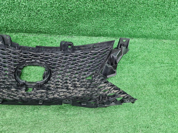 Решетка радиатора Lexus RX 4 (2015-2019) F-Sport