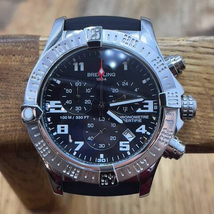 Часы Breitling