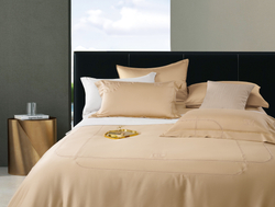 КПБ евро "Монохром", цв. кремовый (с шёлком) под:200х230см, пр:245х250, нав:48х74см (2шт)