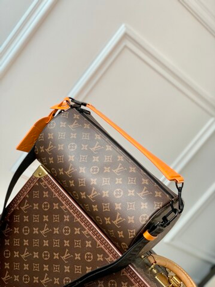 Louis Vuitton Polochon MM