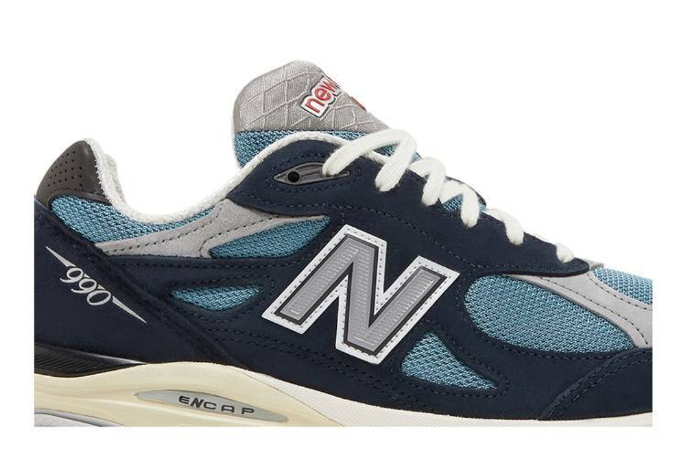 Кроссовки New Balance Teddy Madenb 990 V3