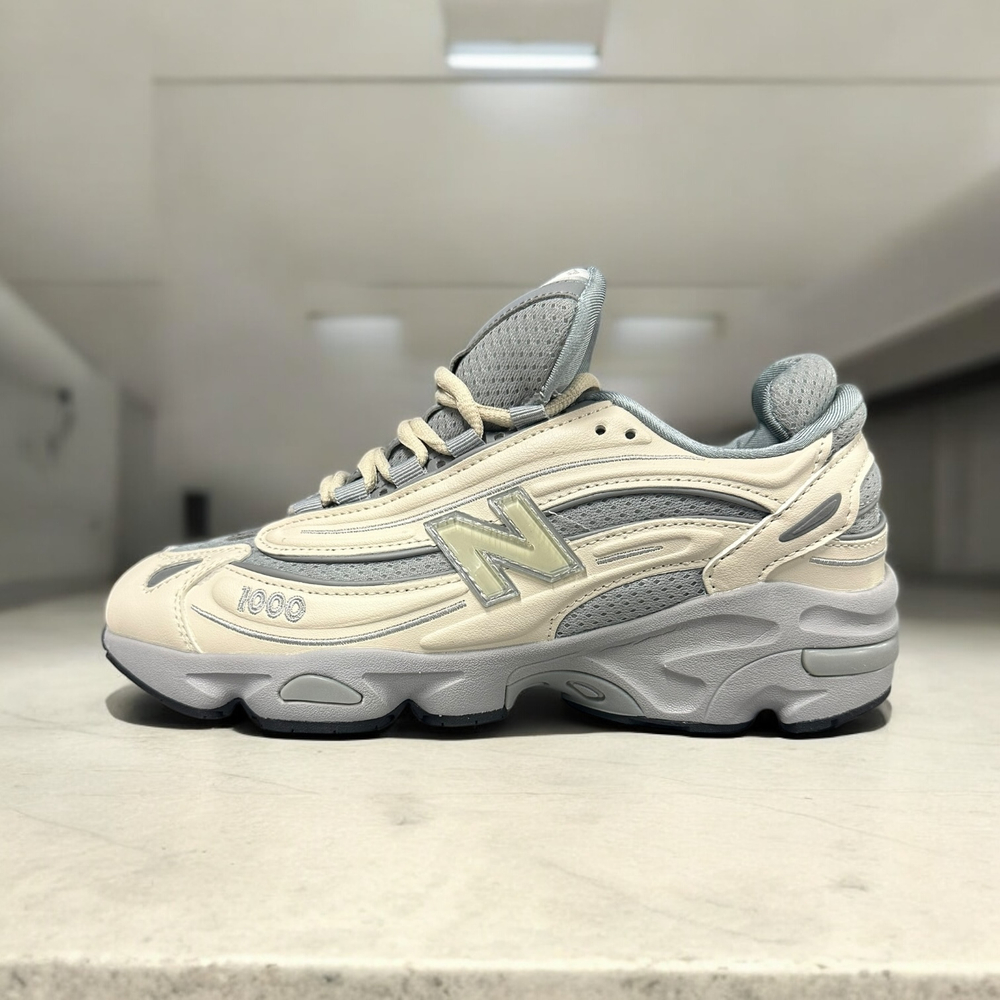 New Balance 1000 • Gray