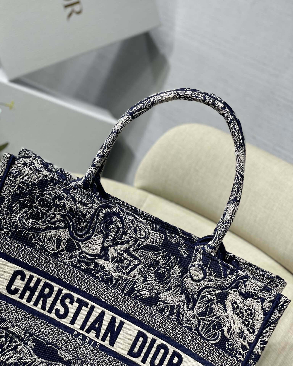 Christian Dior Book Tote 36 cm