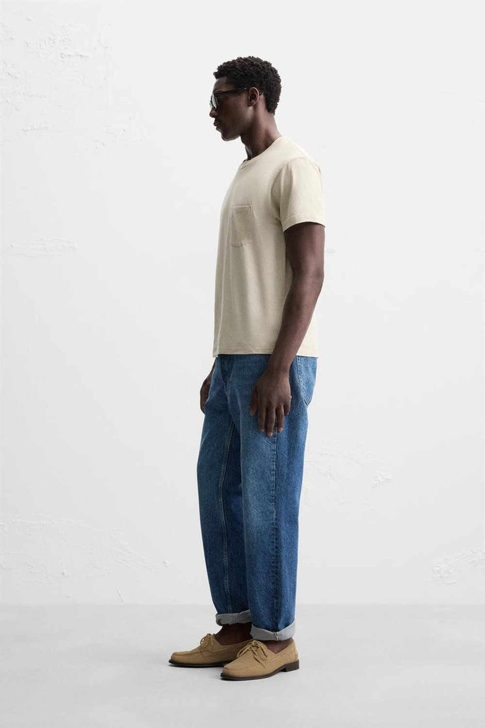 ZARA ФУТБОЛКА С КАРМАНОМ, БЕЖЕВЫЙ