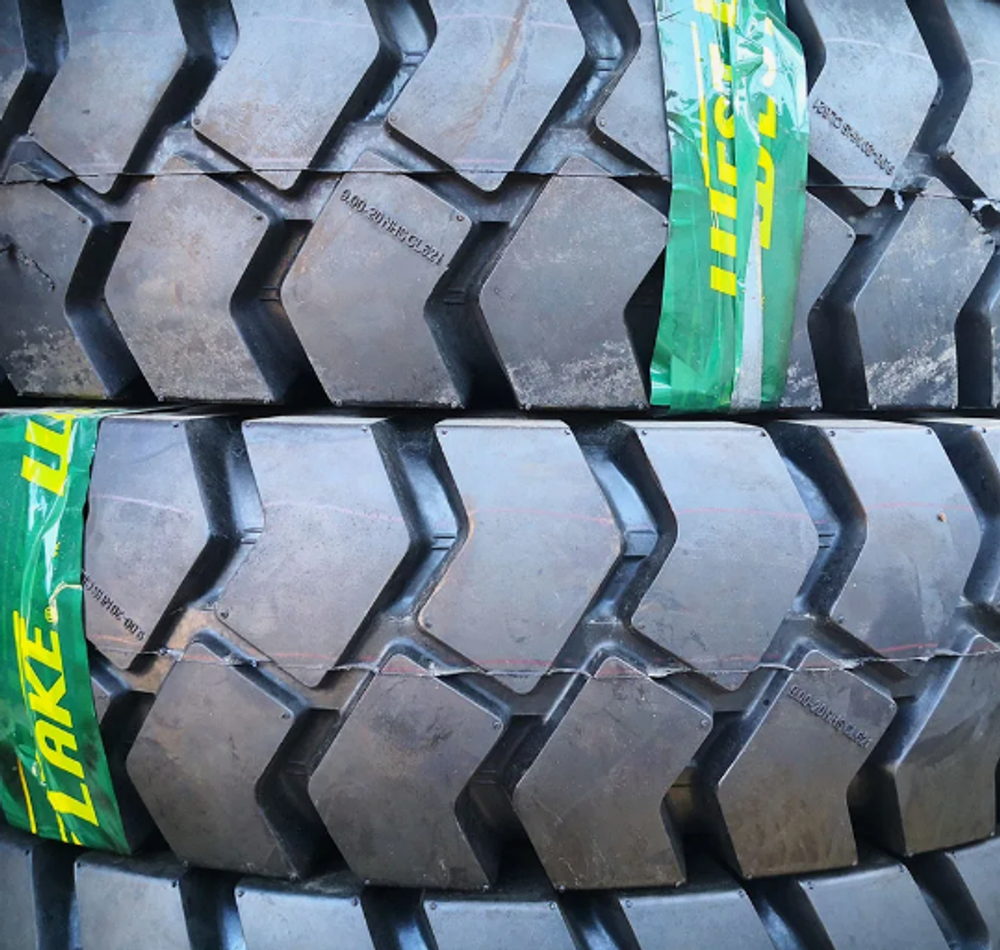 Шинокомплект 9.00-20 16PR CL621 Westlake TT