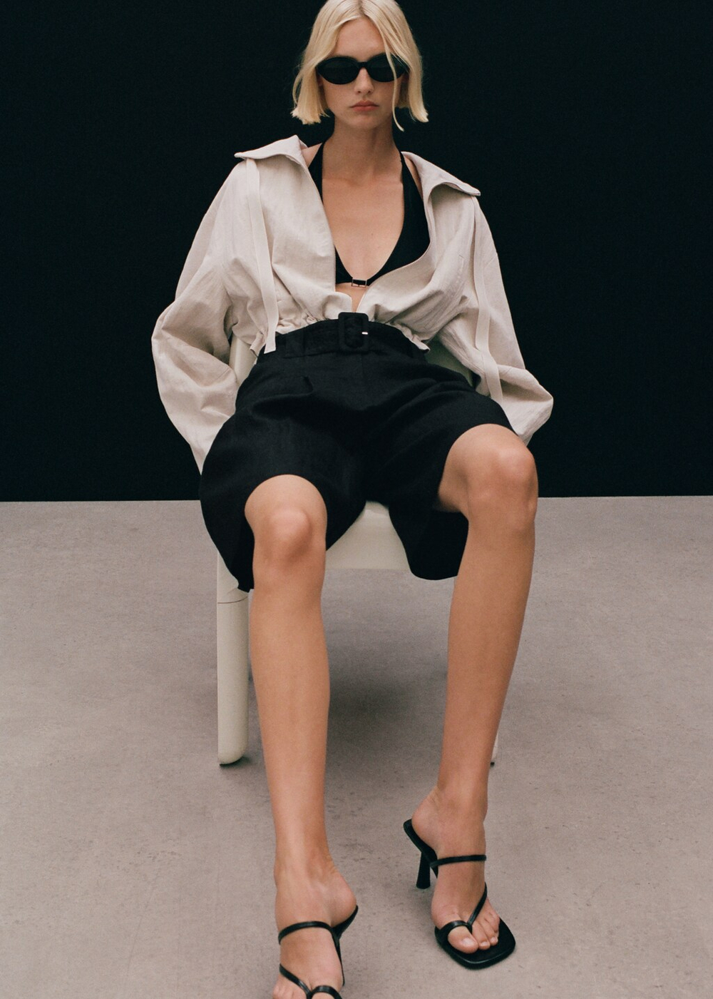 Льняные бермуды с поясом