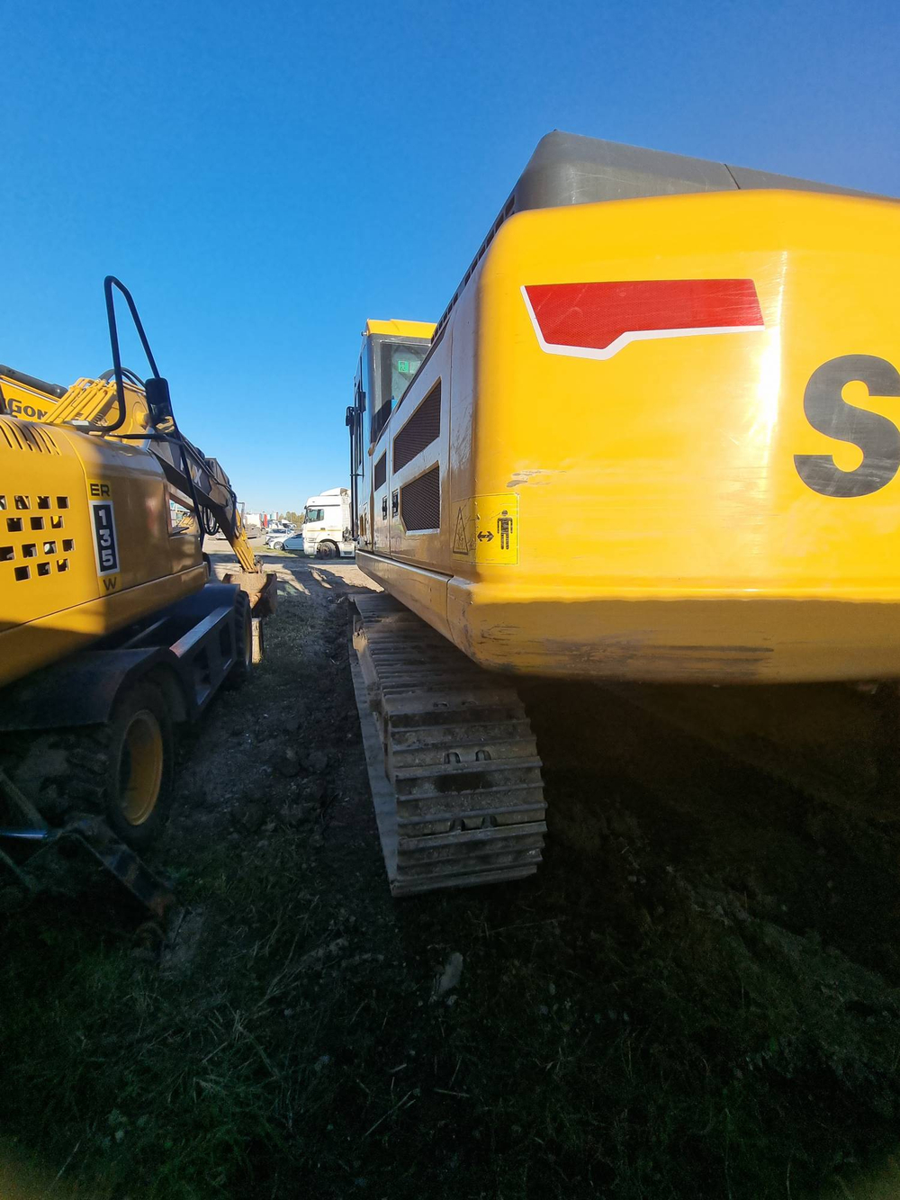 SHANTUI SE* Экскаватор SE320LCW (Дизельный, 7,5 л, 248 л.с., АТ)