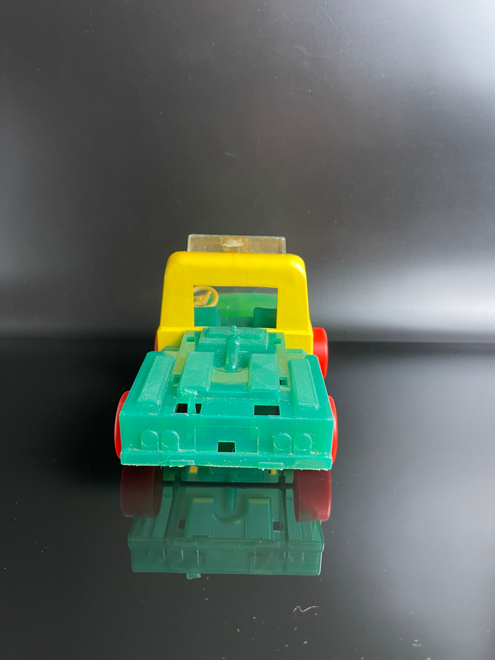 Машинка СССР игрушка детская пластмассовая 1980-1990 гг