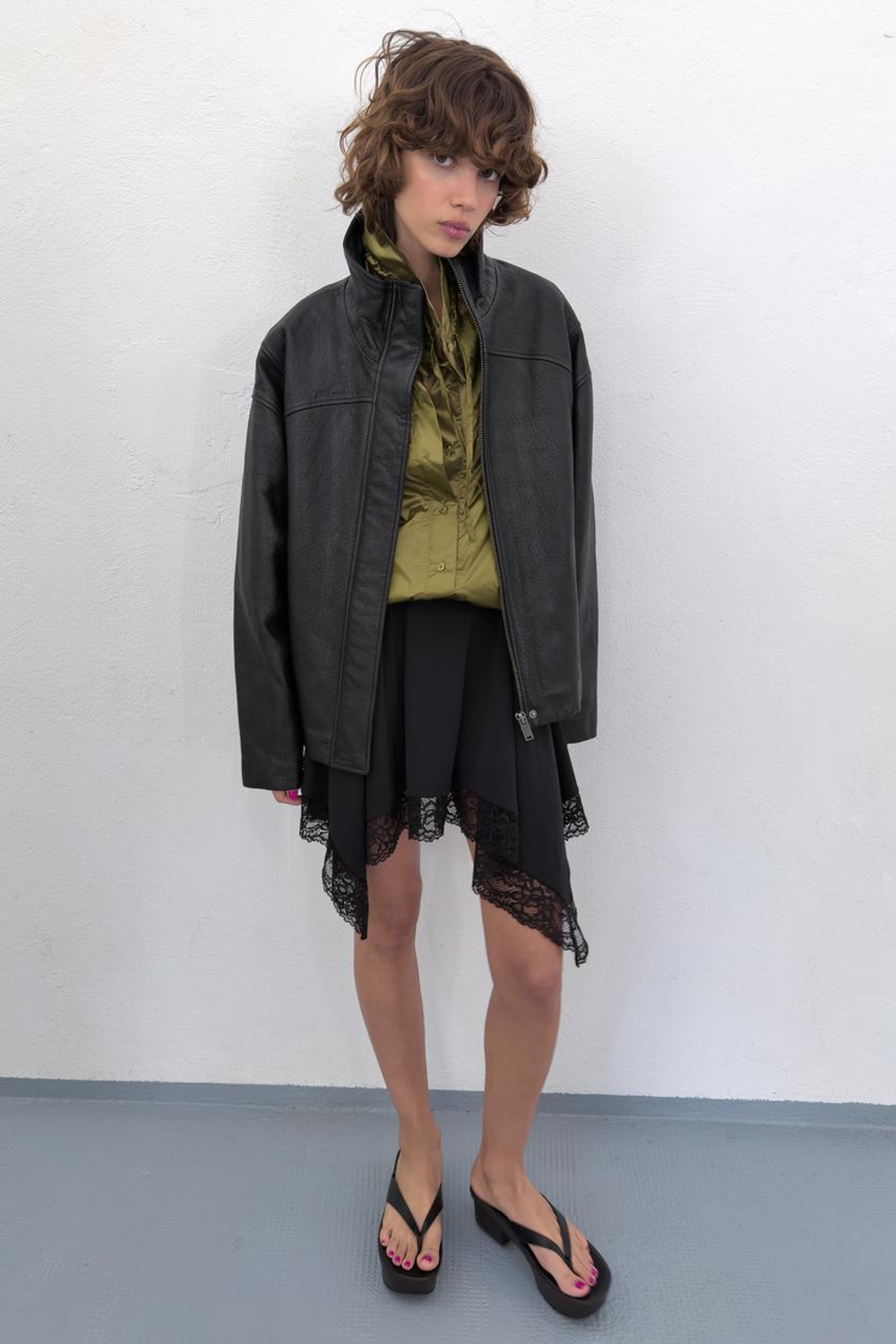 ZARA КУРТКА OVERSIZE ИЗ 100% КОЖИ, ЧЕРНЫЙ