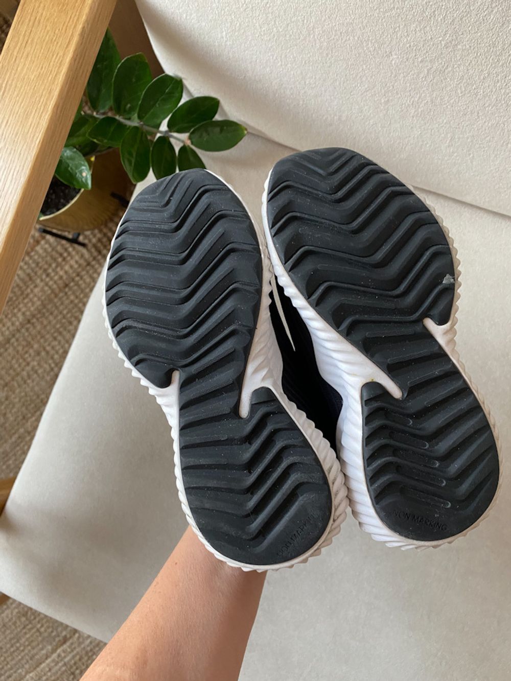 Кроссовки Adidas, 28,5