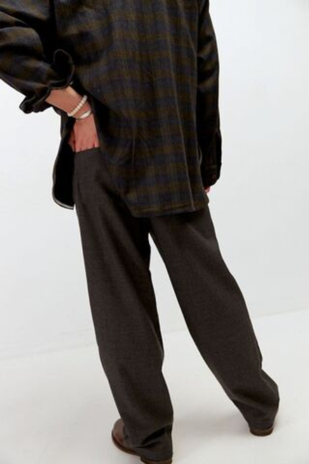 Брюки мужские темно-серого цвета из шерсти