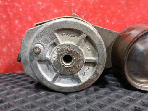 Ролик-натяжитель ручейкового ремня