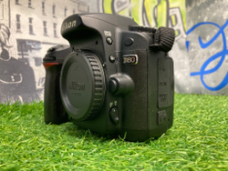 Nikon D80 (Заклинил затвор)