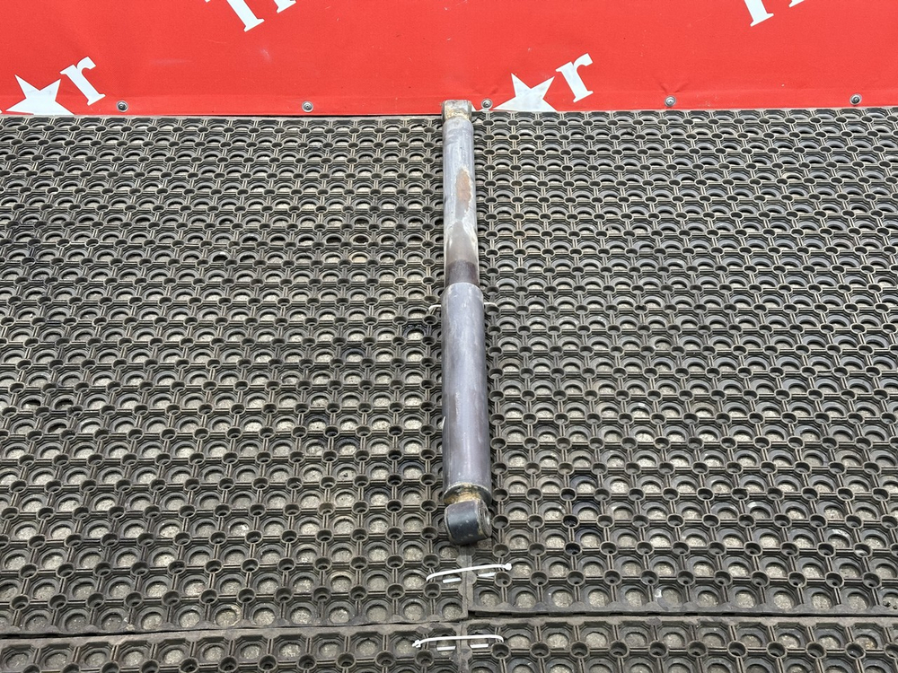 Амортизатор передний