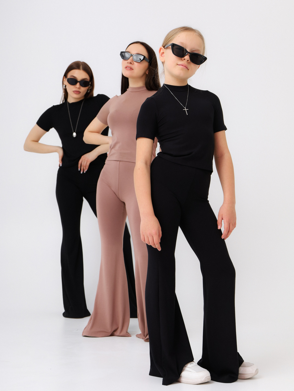 Брюки-клеш Вискоза, черные