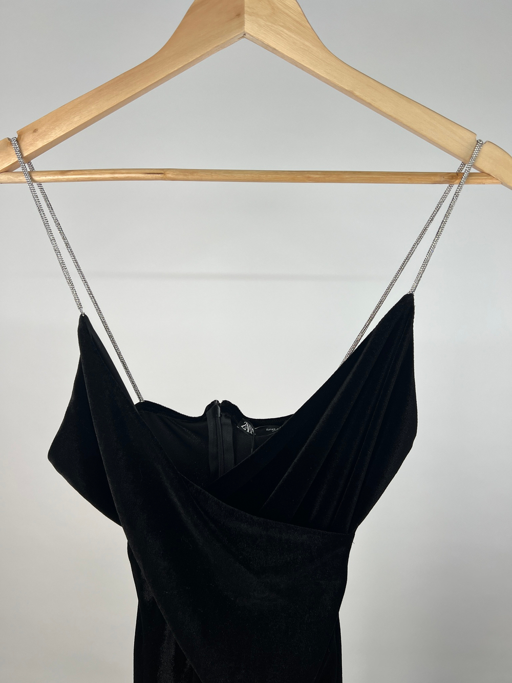 Платье Zara