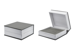 Коробочка матовая на магните универсальная (серый, картон)