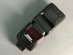 Nikon Speedlight SB-700