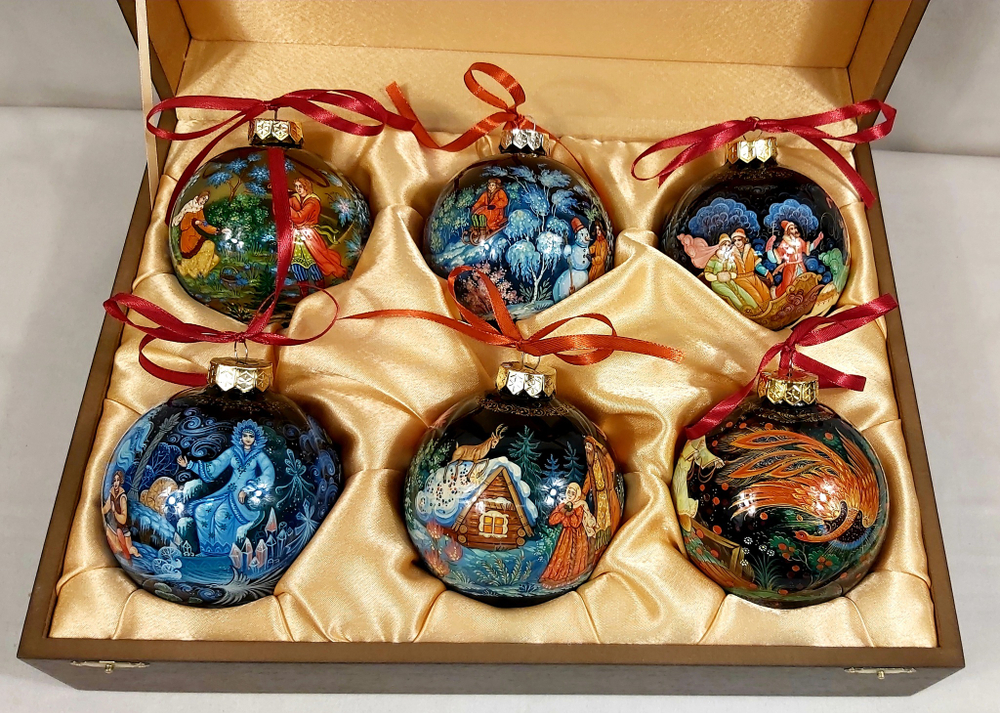 Сувенирный набор из 6-ти новогодних шаров с ручной росписью Палех