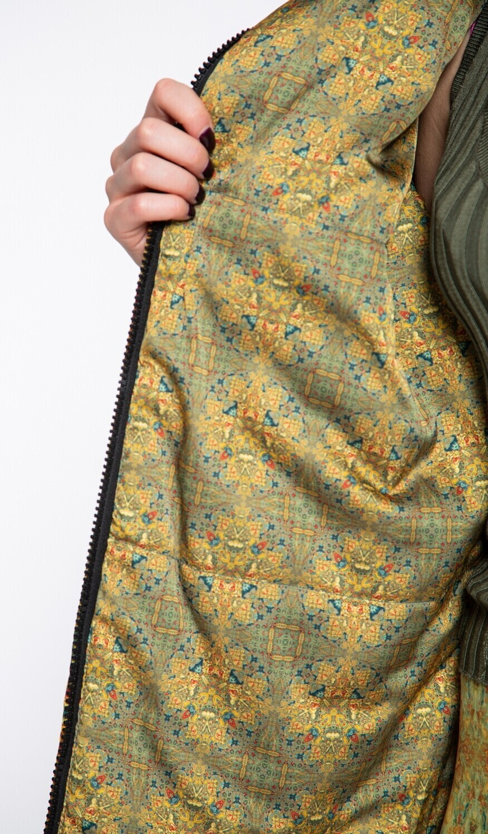 Куртка «Четыре стихии», по мотивам фламандских гобеленов 17 века "Времена года, четыре стихии"