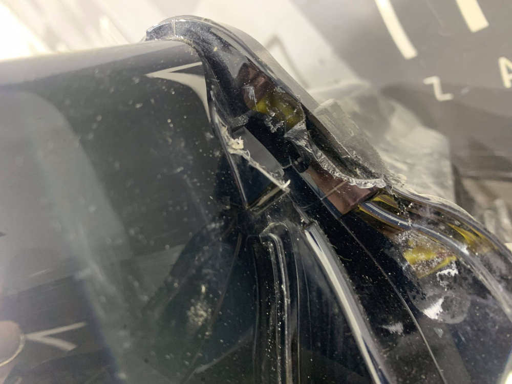 Фара правая LED Mercedes E-Class (W213) 20-23 Б/У Оригинал A2139066408