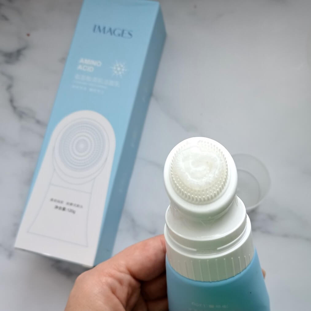 Гель-пенка для умывания с аминокислотами и массажной щёточкой, 120г