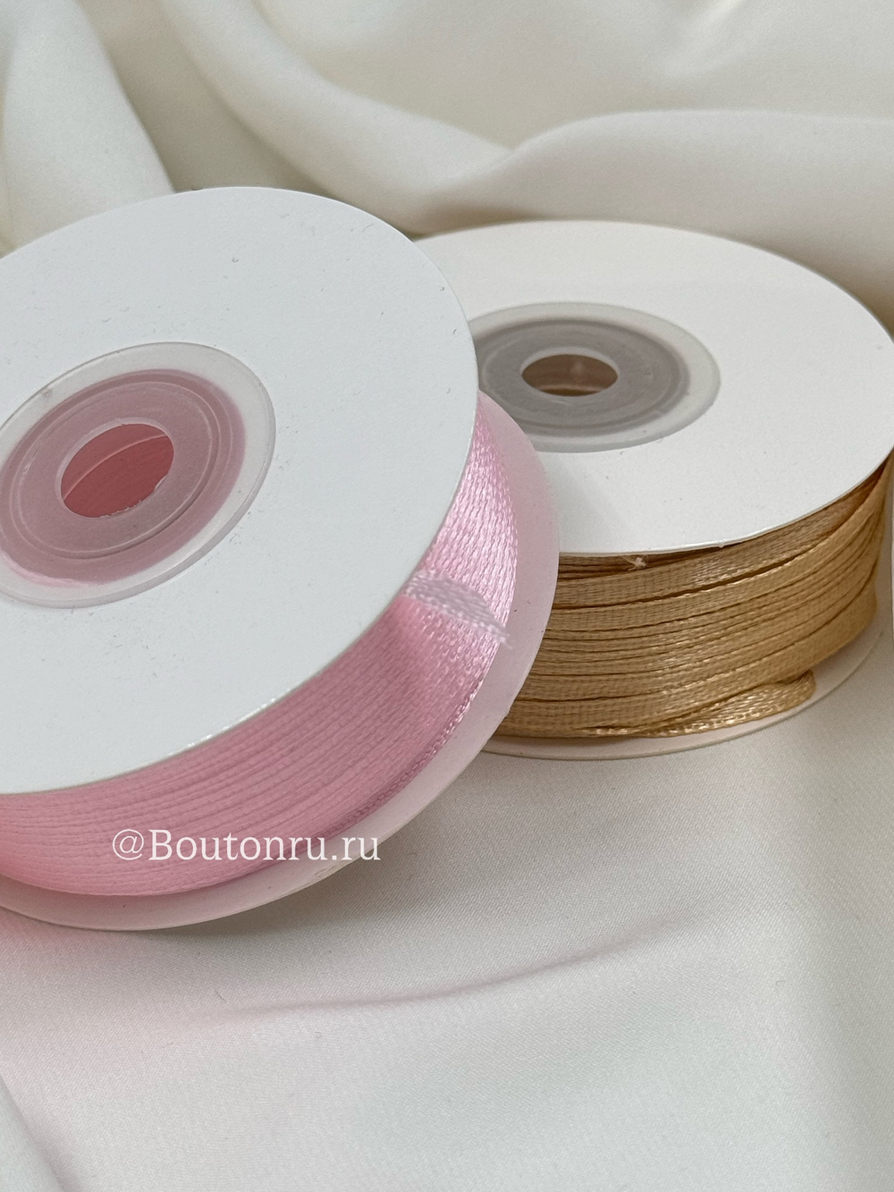 Лента атласная розовая 3 мм