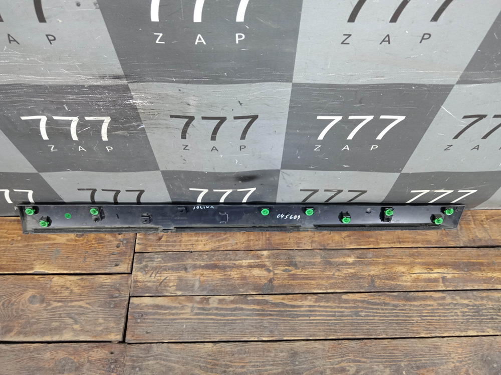 Накладка двери передней левой Haval Jolion 24-нв Б/У Оригинал 5006115XST01A