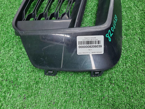 Решетка переднего бампера левая BMW 2er F44 19-24