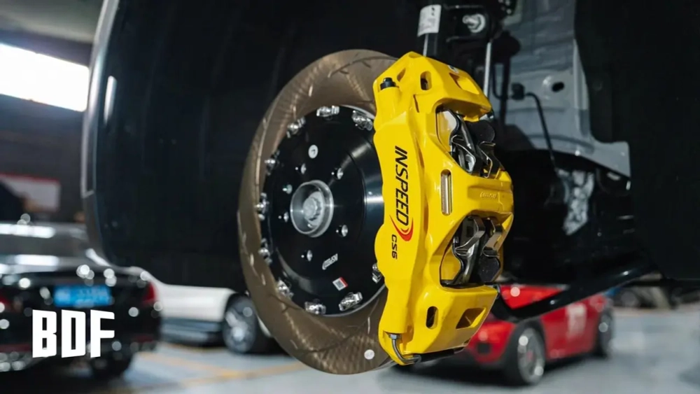 Усиленная тормозная система Inspeed для NIO Onvo L60 2024+ ОНВО Тормоза Суппорт Тормозные диски Колодки