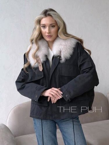 Укороченная черная парка ARMY с серым воротником из меха песца